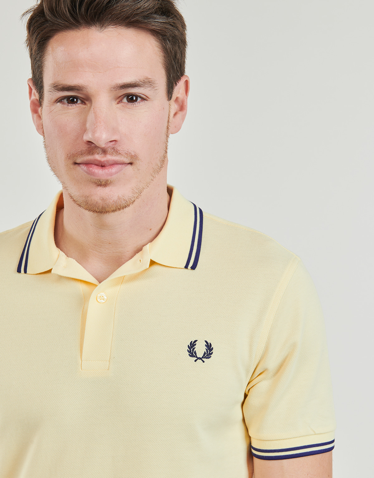 Fred Perry Jaune / Marine TWIN TIPPED FRED PERRY SHIRT rRAeH9cM