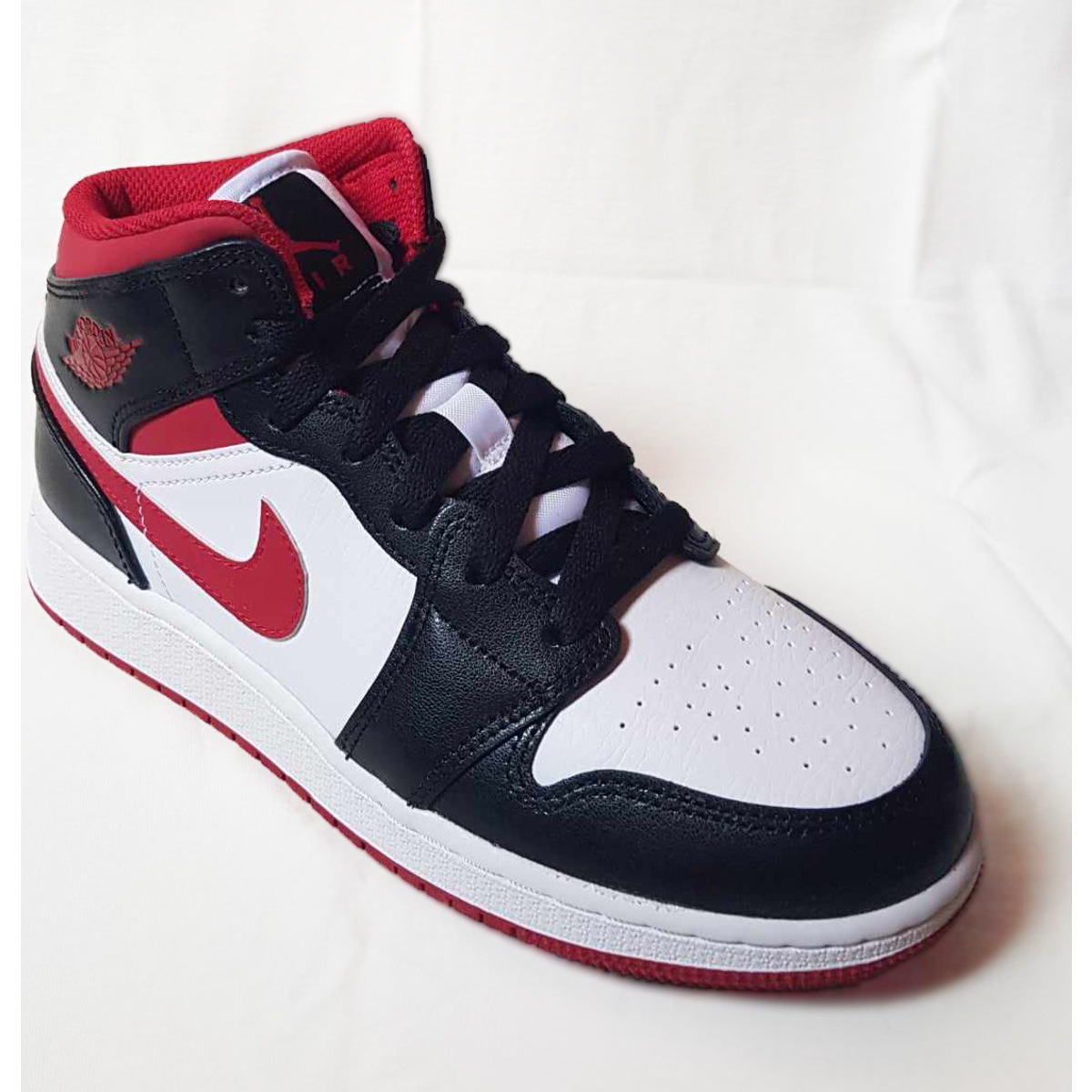 Nike Rouge Jordan 1 Mid Gym Red Black White (GS) - DJ46